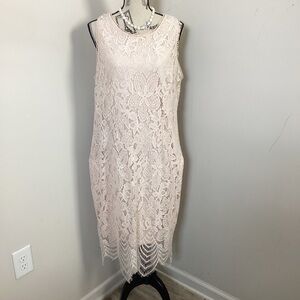 Cato Women’s Peach 🍑 Lace Maxi Sleeveless Dress Round Neck Chevron Edges